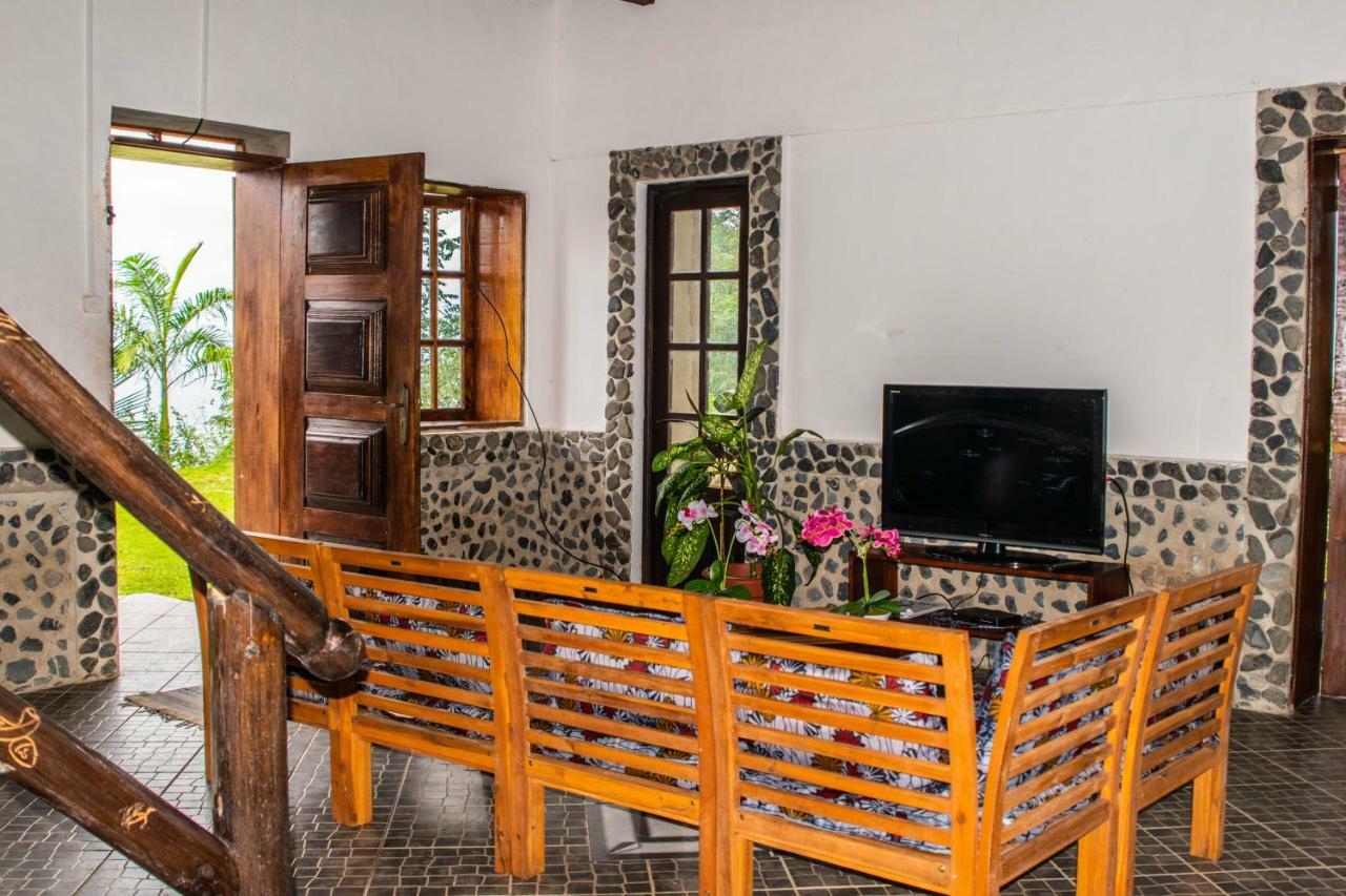 Pousada Vila Paraiso Santa Cruz Bagian luar foto